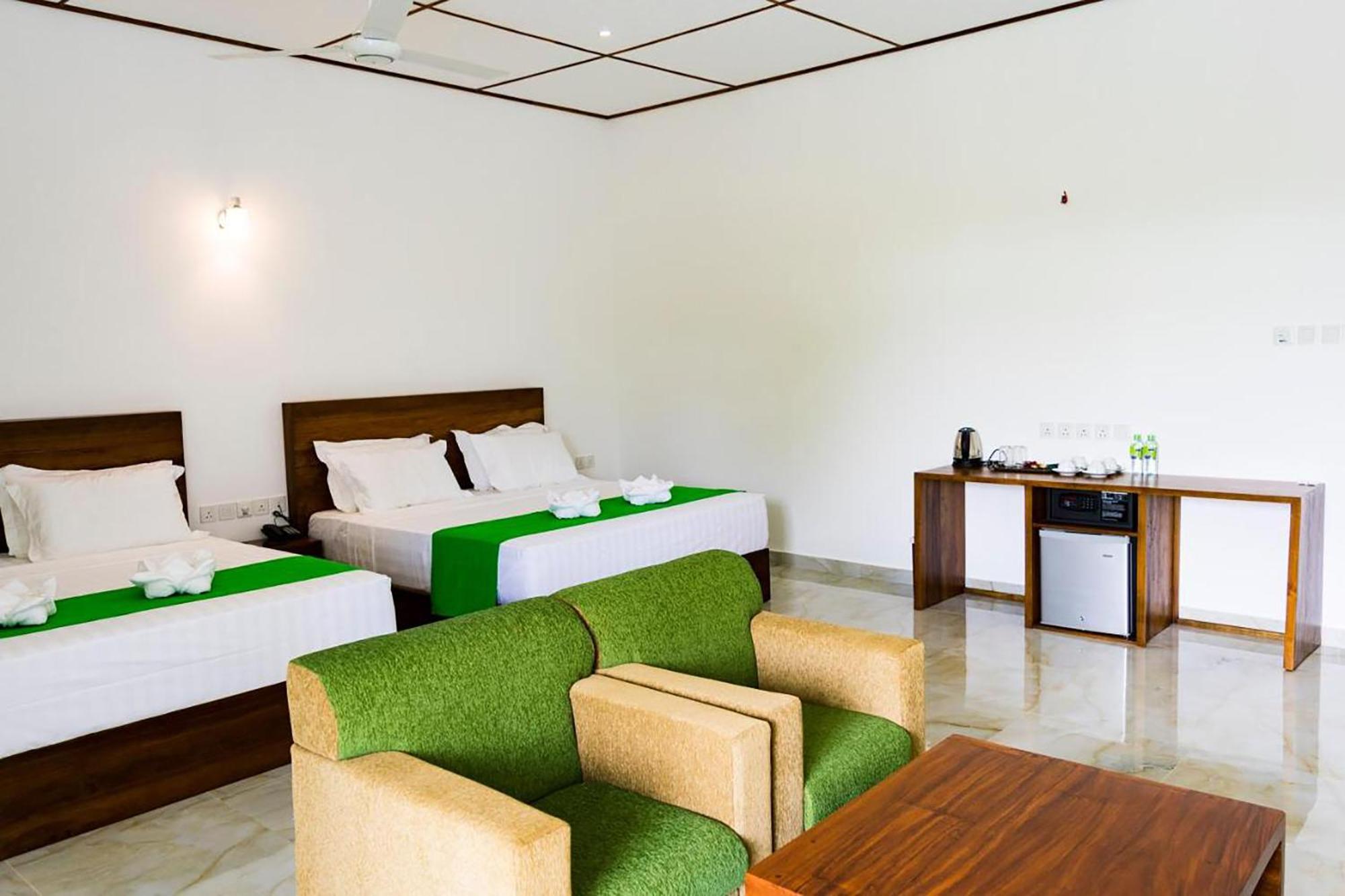 Elephant Eye Hotel Tissamaharama Kültér fotó