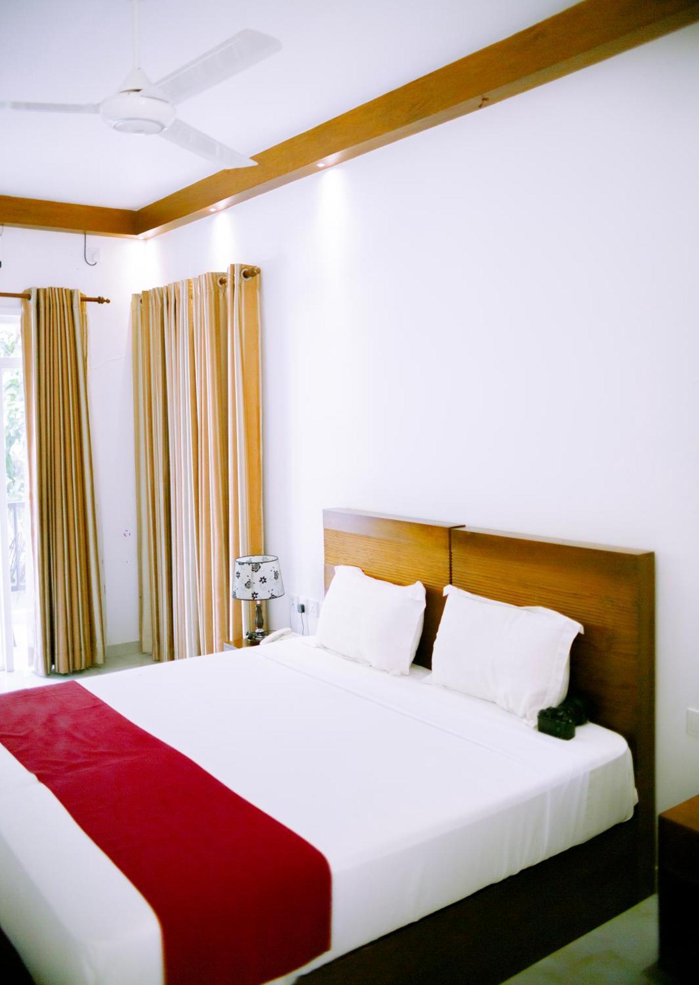 Elephant Eye Hotel Tissamaharama Kültér fotó